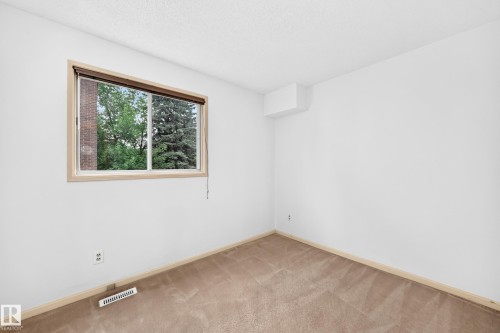 Main floor bedroom - 17915 99A Avenue Nw, Edmonton, AB 