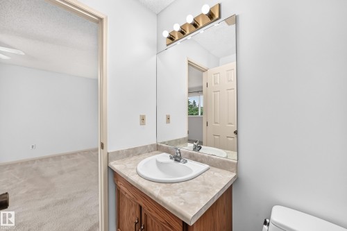17915 99A Avenue Nw, Edmonton, AB 