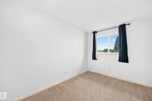 Bedroom 2 - 17915 99A Avenue Nw, Edmonton, AB 