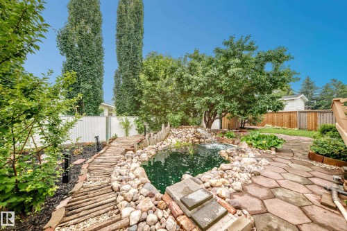 17915 99A Avenue Nw, Edmonton, AB 