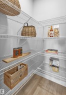 5645 HAWTHORN Way SW  Edmonton, AB T6X 3K7