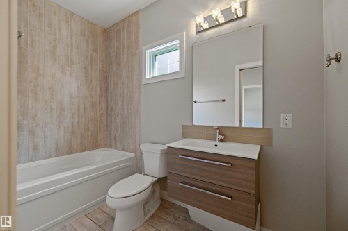 9622 77 Avenue Nw, Edmonton, AB 