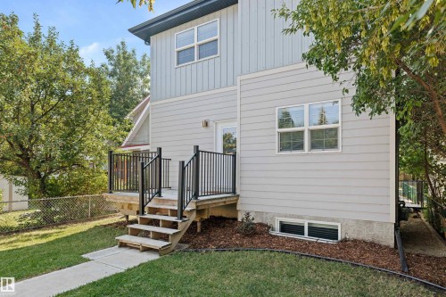 9622 77 Avenue Nw, Edmonton, AB 