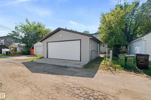 9622 77 Avenue Nw, Edmonton, AB 