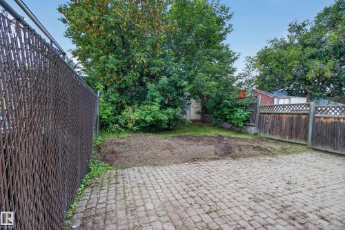 4629 126 Avenue Nw, Edmonton, AB 