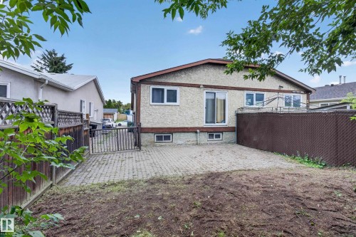 4629 126 Avenue Nw, Edmonton, AB 
