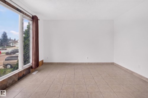 4629 126 Avenue Nw, Edmonton, AB 