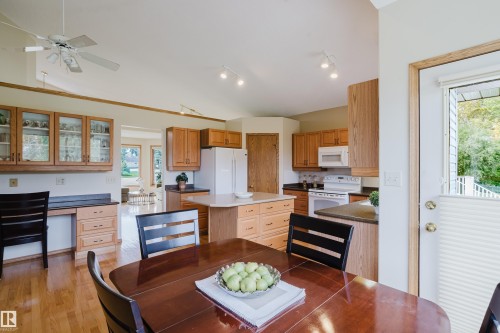 160 Phillips Row Nw, Edmonton, AB 