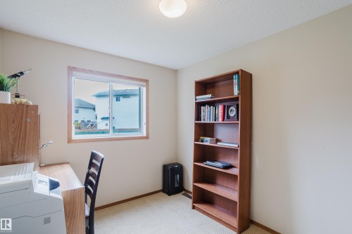 160 Phillips Row Nw, Edmonton, AB 