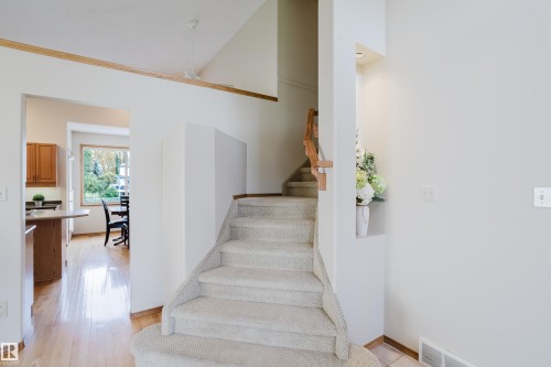 160 Phillips Row Nw, Edmonton, AB 
