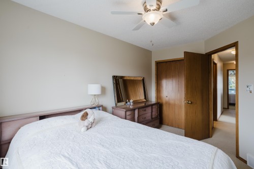 160 Phillips Row Nw, Edmonton, AB 