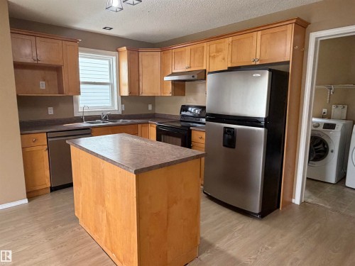 1750 Tomlinson Common Nw, Edmonton, AB 