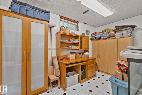 1128 68 Street Nw, Edmonton, AB 