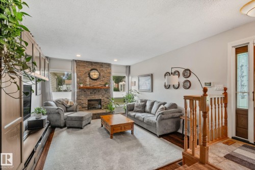 1128 68 Street Nw, Edmonton, AB 