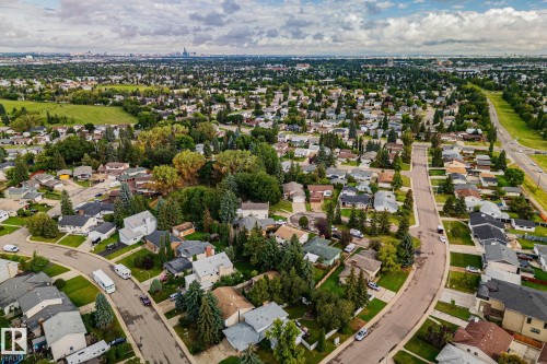 1128 68 Street Nw, Edmonton, AB 