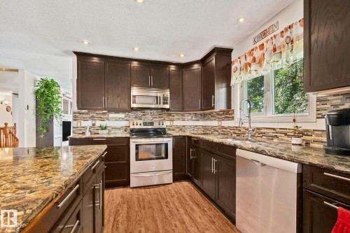 1128 68 Street Nw, Edmonton, AB 