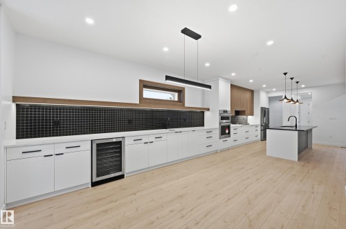 11121 51 Street Nw, Edmonton, AB 