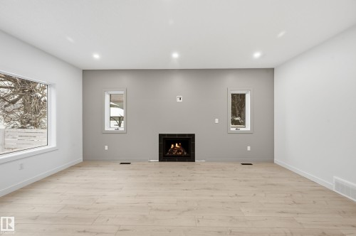11121 51 Street Nw, Edmonton, AB 