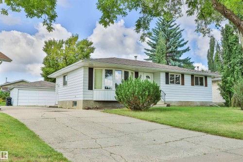 9 HAWKINS Crescent   Sherwood Park, AB T8A 3P1