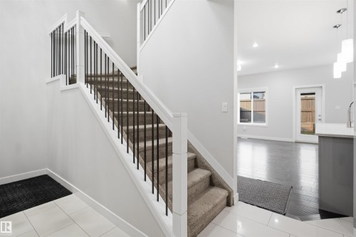 #46 1703 16 Av Nw, Edmonton, AB - Indoor Photo Showing Other Room