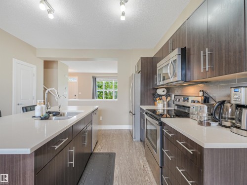 2113 24 Street Nw, Edmonton, AB 