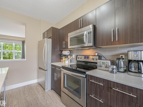 2113 24 Street Nw, Edmonton, AB 