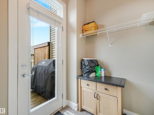 2113 24 Street Nw, Edmonton, AB 