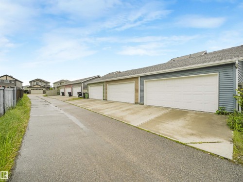 2113 24 Street Nw, Edmonton, AB 