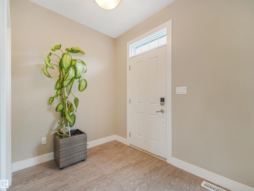 2113 24 Street Nw, Edmonton, AB 