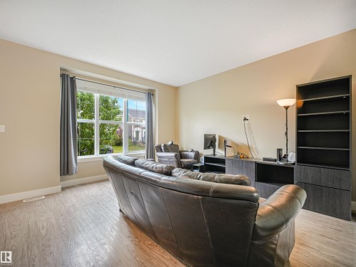 2113 24 Street Nw, Edmonton, AB 