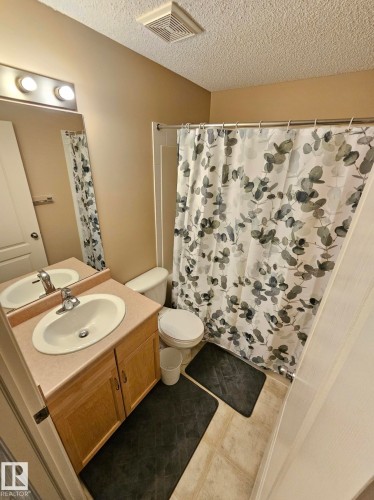 4-piece bathroom - basement - 4315 151 Avenue Nw, Edmonton, AB 