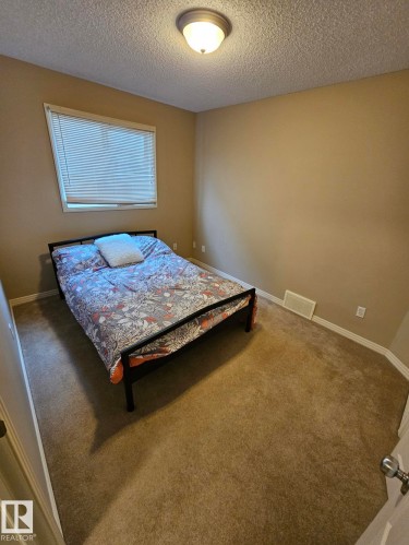 Bedroom 2 on Main - 4315 151 Avenue Nw, Edmonton, AB 