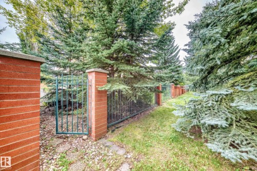 140 Weaver Drive Nw, Edmonton, AB 