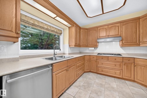 140 Weaver Drive Nw, Edmonton, AB 