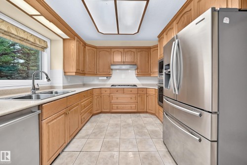 140 Weaver Drive Nw, Edmonton, AB 