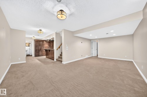140 Weaver Drive Nw, Edmonton, AB 