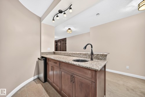 140 Weaver Drive Nw, Edmonton, AB 