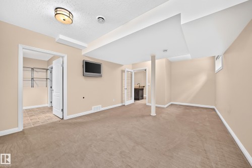 140 Weaver Drive Nw, Edmonton, AB 