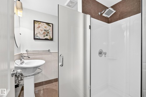 140 Weaver Drive Nw, Edmonton, AB 