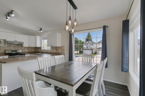 1204 Klarvatten Crest Nw, Edmonton, AB 