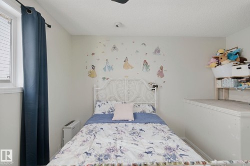 1204 Klarvatten Crest Nw, Edmonton, AB 
