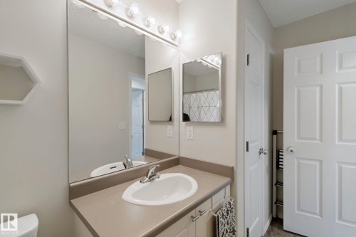 1204 Klarvatten Crest Nw, Edmonton, AB 