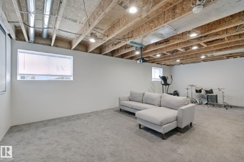 1204 Klarvatten Crest Nw, Edmonton, AB 
