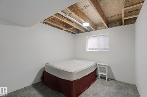 1204 Klarvatten Crest Nw, Edmonton, AB 