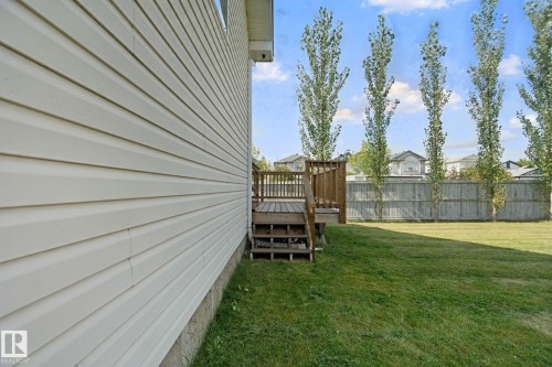 1204 Klarvatten Crest Nw, Edmonton, AB 