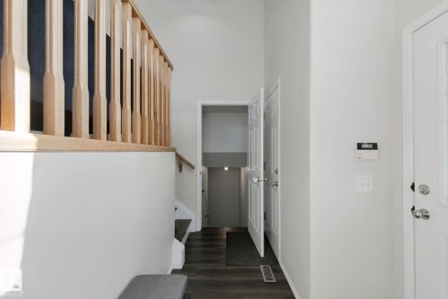 1204 Klarvatten Crest Nw, Edmonton, AB 