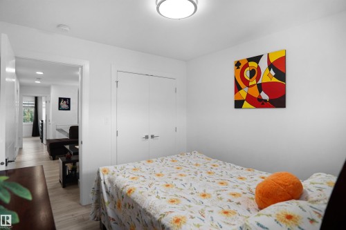6532 175 Avenue Nw, Edmonton, AB - Indoor Photo Showing Bedroom