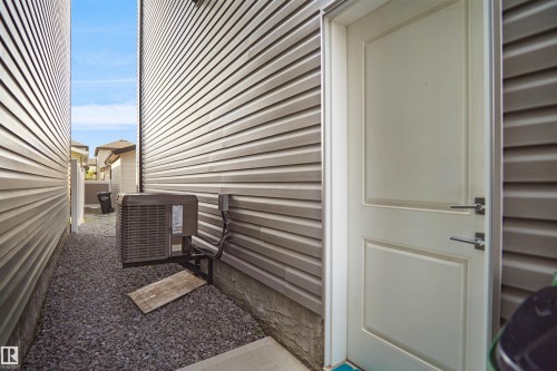 6532 175 Avenue Nw, Edmonton, AB -  Photo Showing Other Room