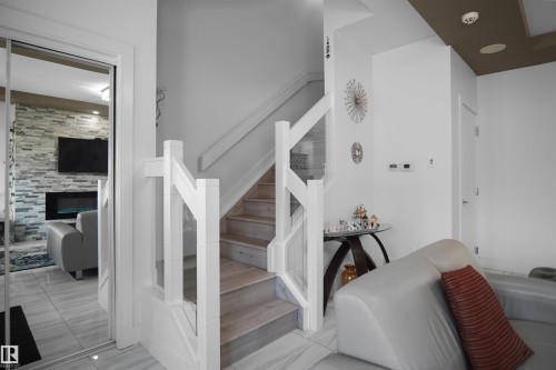 6532 175 Avenue Nw, Edmonton, AB - Indoor