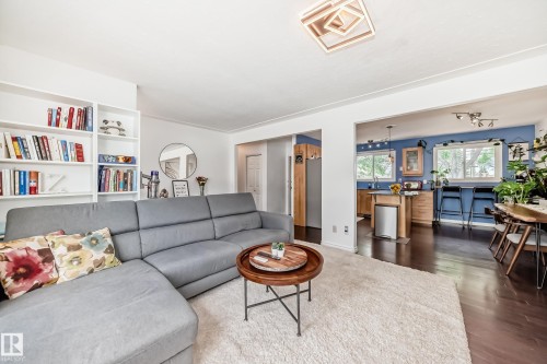 10419 52 Avenue Nw, Edmonton, AB 